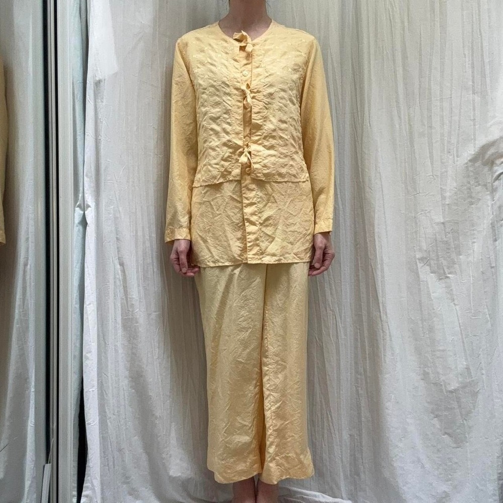 Yellow Silk Jacket and Pants 2-Piece Set Fiji Sport Vintage 90s Loungewear Med